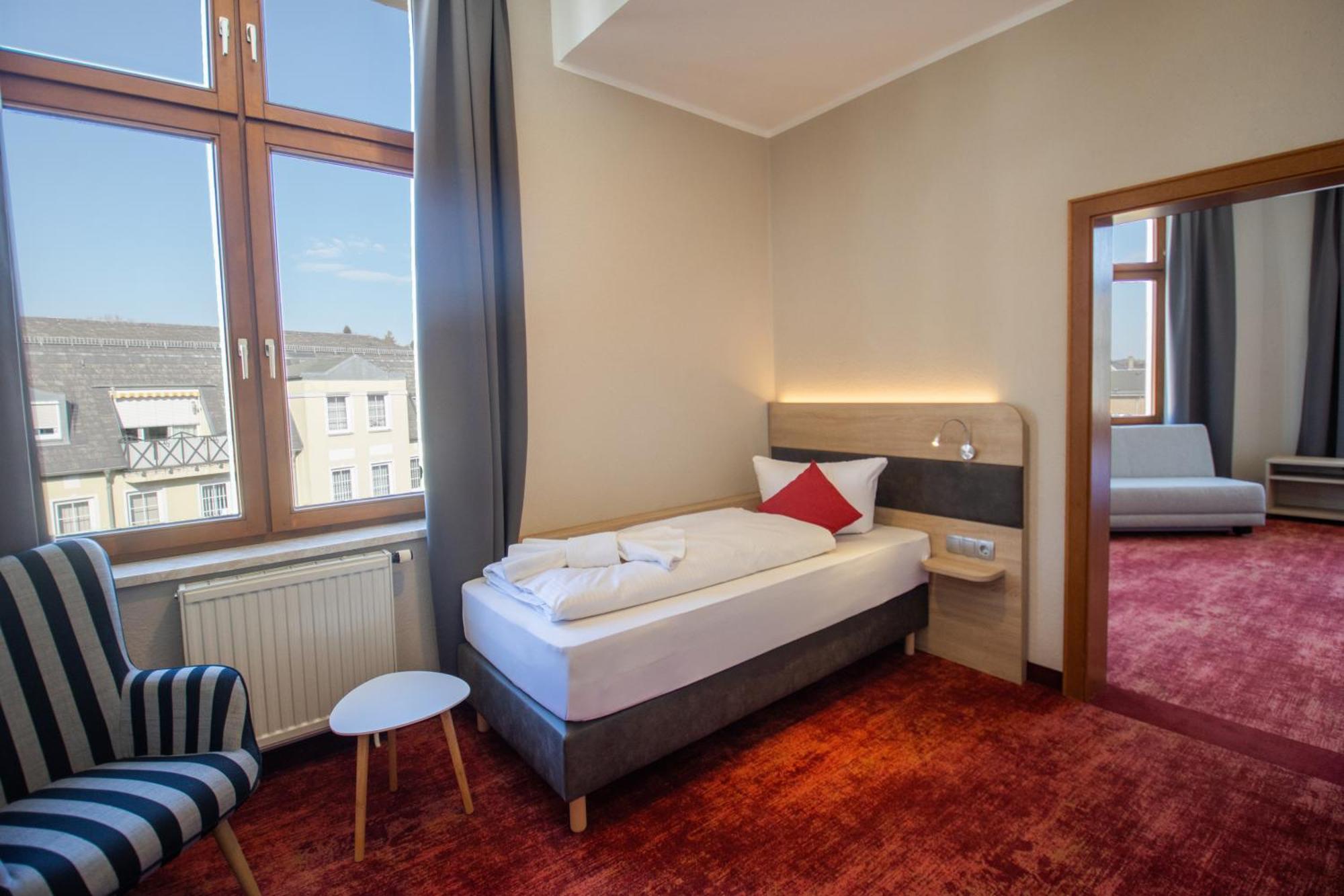 Hotel Lengenfelder Hof Lengenfeld  Bagian luar foto