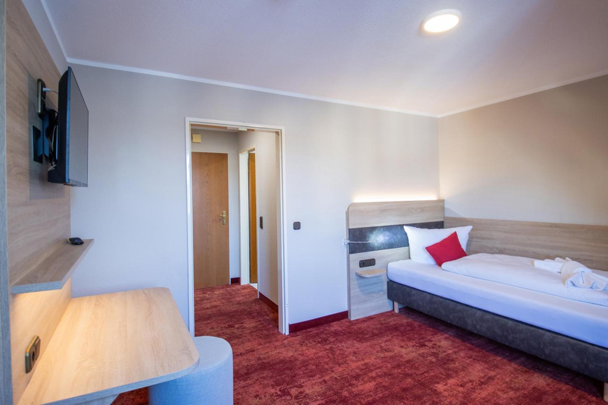 Hotel Lengenfelder Hof Lengenfeld  Bagian luar foto